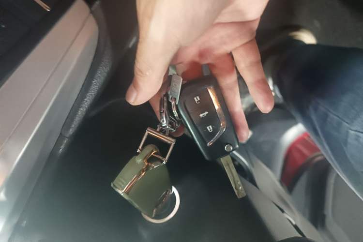 Used Toyota Camry 2016 2.0G 10th Anniversary Leading Edition Vehicle Key