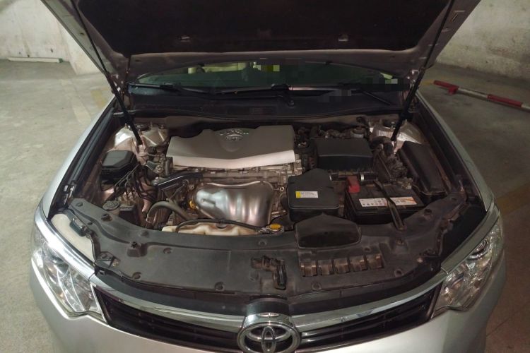 Used Toyota Camry 2016 2.0G 10th Anniversary Leading Edition Engine Bay
