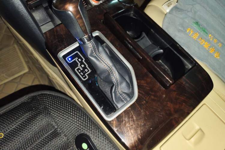 Used Toyota Camry 2016 2.0G 10th Anniversary Leading Edition Gear Lever
