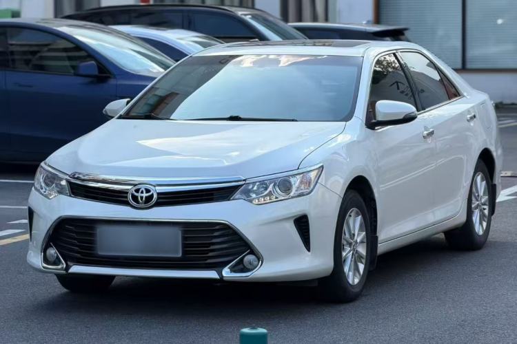 Used Toyota Camry 2016 2.0G 10th Anniversary Leading Edition Guazi used car, China used car export, Used car for sale, Used  cars, Cheapest cars for sale