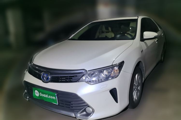Used Toyota Camry 2016 Dual-Engine 2.5 HG 10th Anniversary Deluxe Navigation Edition Guazi used car, China used car export, Used car for sale, Used Toyota cars, Cheapest cars for sale