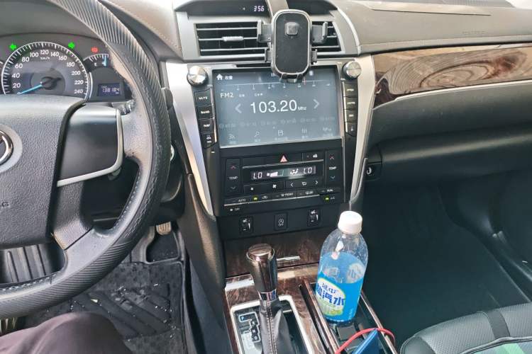 Used Toyota Camry 2016 2.0G 10th Anniversary Leading Edition Audio And AC Panel