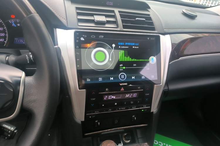 Used Toyota Camry 2016 2.5G 10th Anniversary Deluxe Navigation Edition Audio And AC Panel