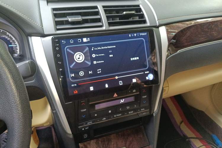 Used Toyota Camry 2016 2.0E 10th Anniversary Elite Edition Audio And AC Panel