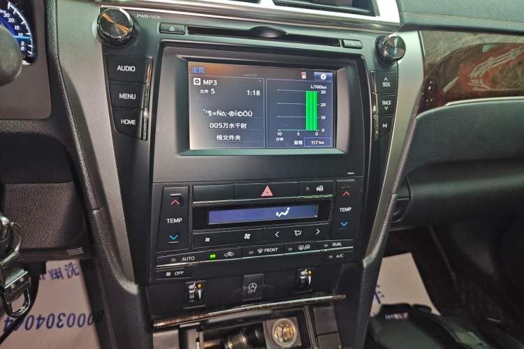 Used Toyota Camry 2016 2.0G 10th Anniversary Luxury Edition Audio And AC Panel