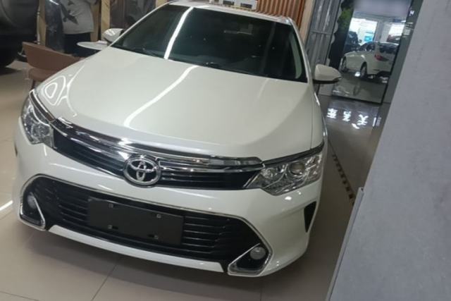 Toyota Camry 2016 2.0G 10th Anniversary Leading Edition usado