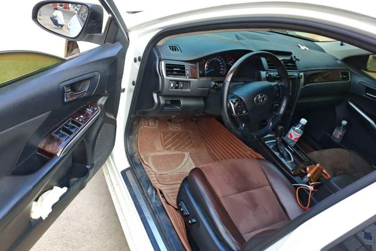 Used Toyota Camry 2016 2.0G 10th Anniversary Luxury Edition Driver Seat