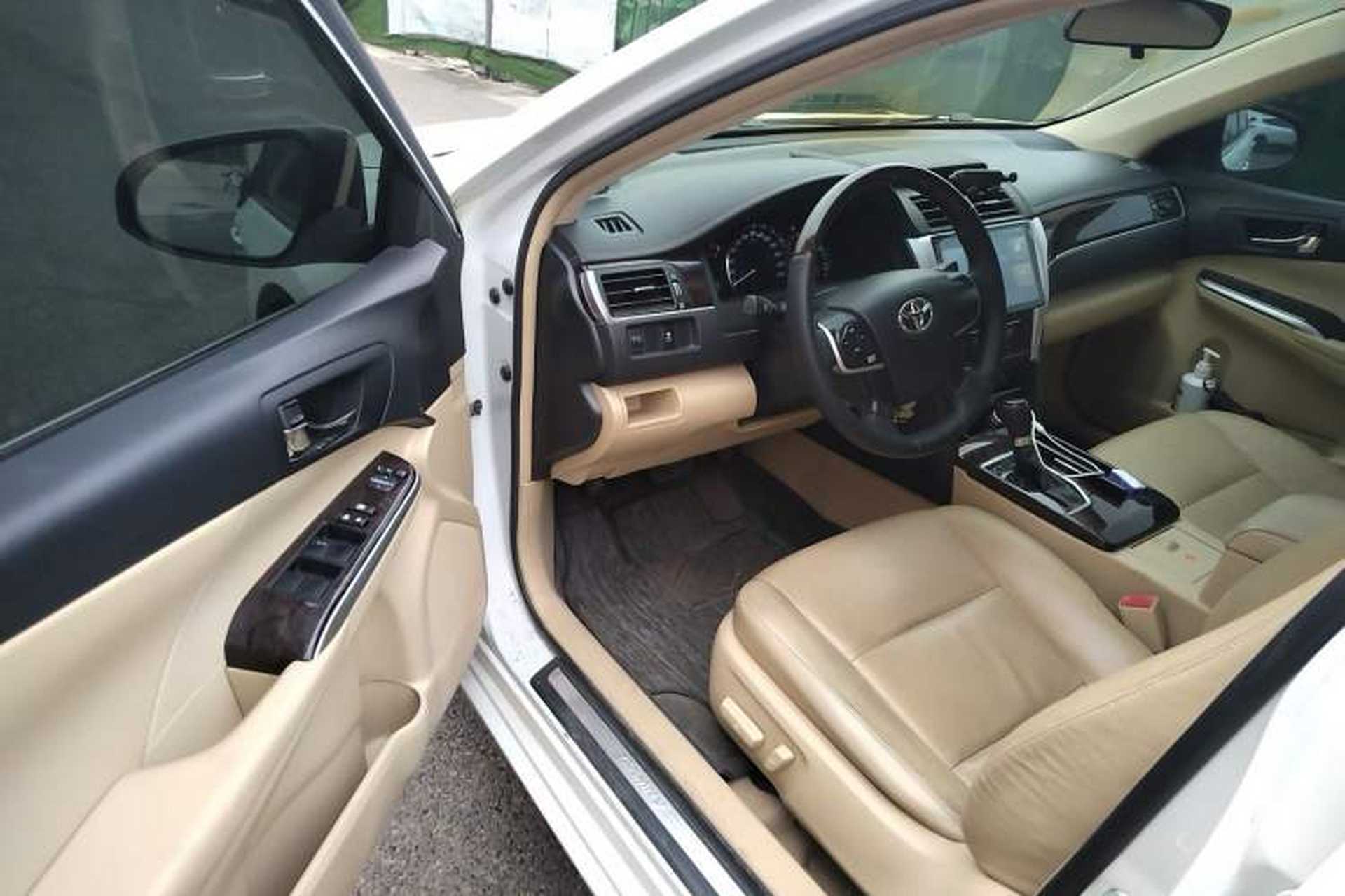 Used Toyota Camry 2016 2.0G 10th Anniversary Leading Edition Driver Seat