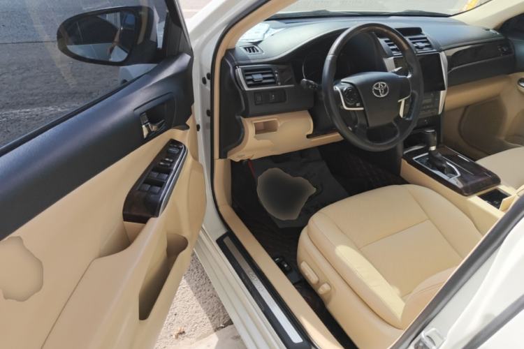 Used Toyota Camry 2016 2.0G 10th Anniversary Leading Edition Driver Seat