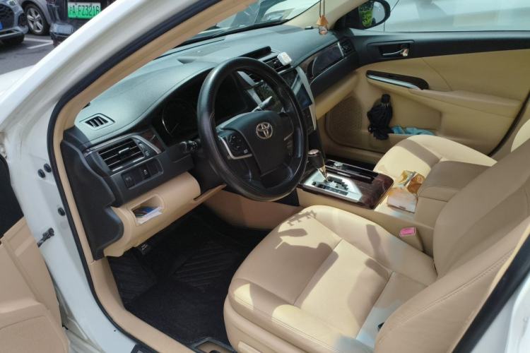 Used Toyota Camry 2016 2.0G 10th Anniversary Leading Edition Driver Seat