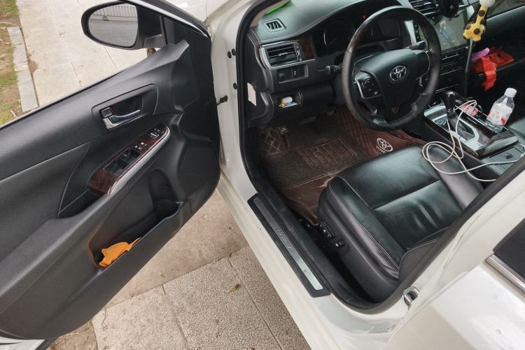 Used Toyota Camry 2016 2.0G 10th Anniversary Leading Edition Driver Seat