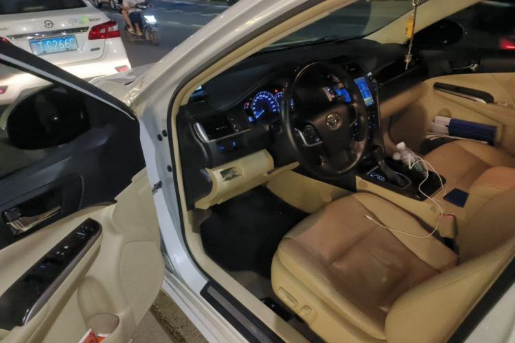 Used Toyota Camry 2016 2.0G 10th Anniversary Leading Edition Driver Seat