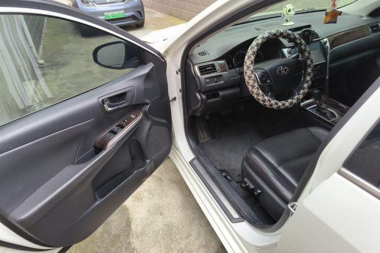 Used Toyota Camry 2016 2.0G 10th Anniversary Leading Edition Driver Seat