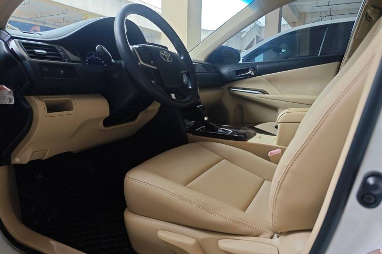 Used Toyota Camry 2016 2.0E 10th Anniversary Elite Edition Driver Seat