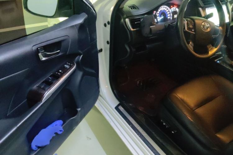 Used Toyota Camry 2016 2.0G 10th Anniversary Leading Edition Driver Seat