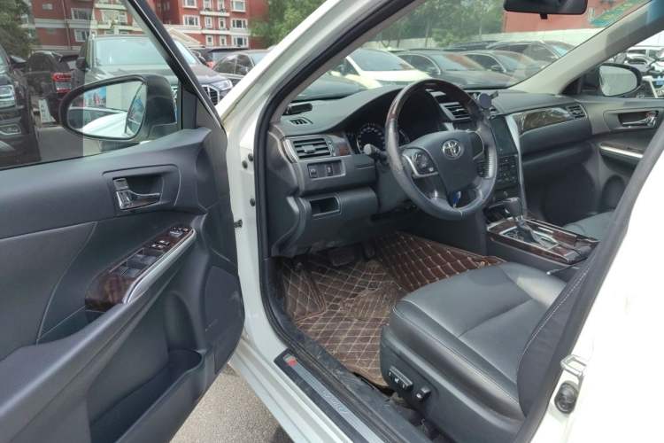 Used Toyota Camry 2016 2.0G 10th Anniversary Leading Edition Driver Seat