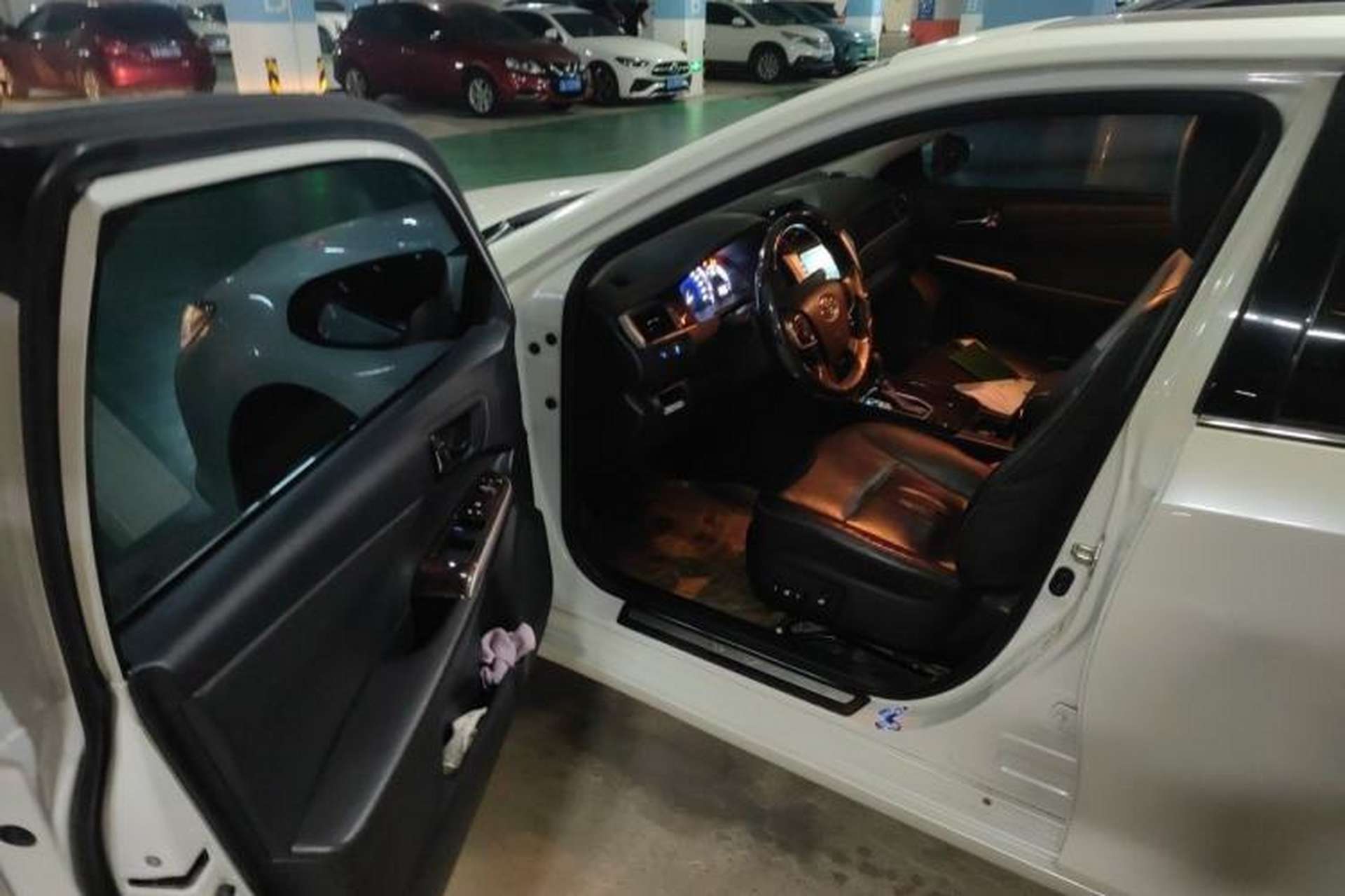 Used Toyota Camry 2016 2.0G 10th Anniversary Leading Edition Driver Seat