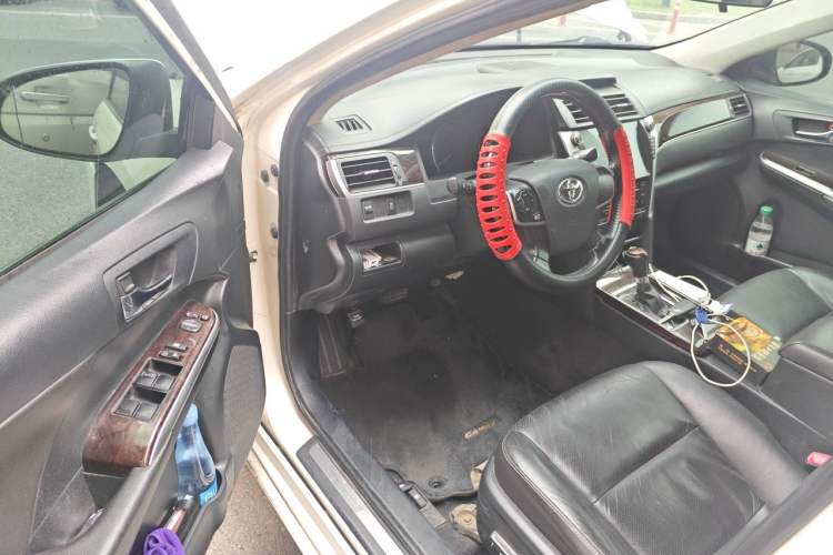 Used Toyota Camry 2016 2.0G 10th Anniversary Leading Edition Driver Seat