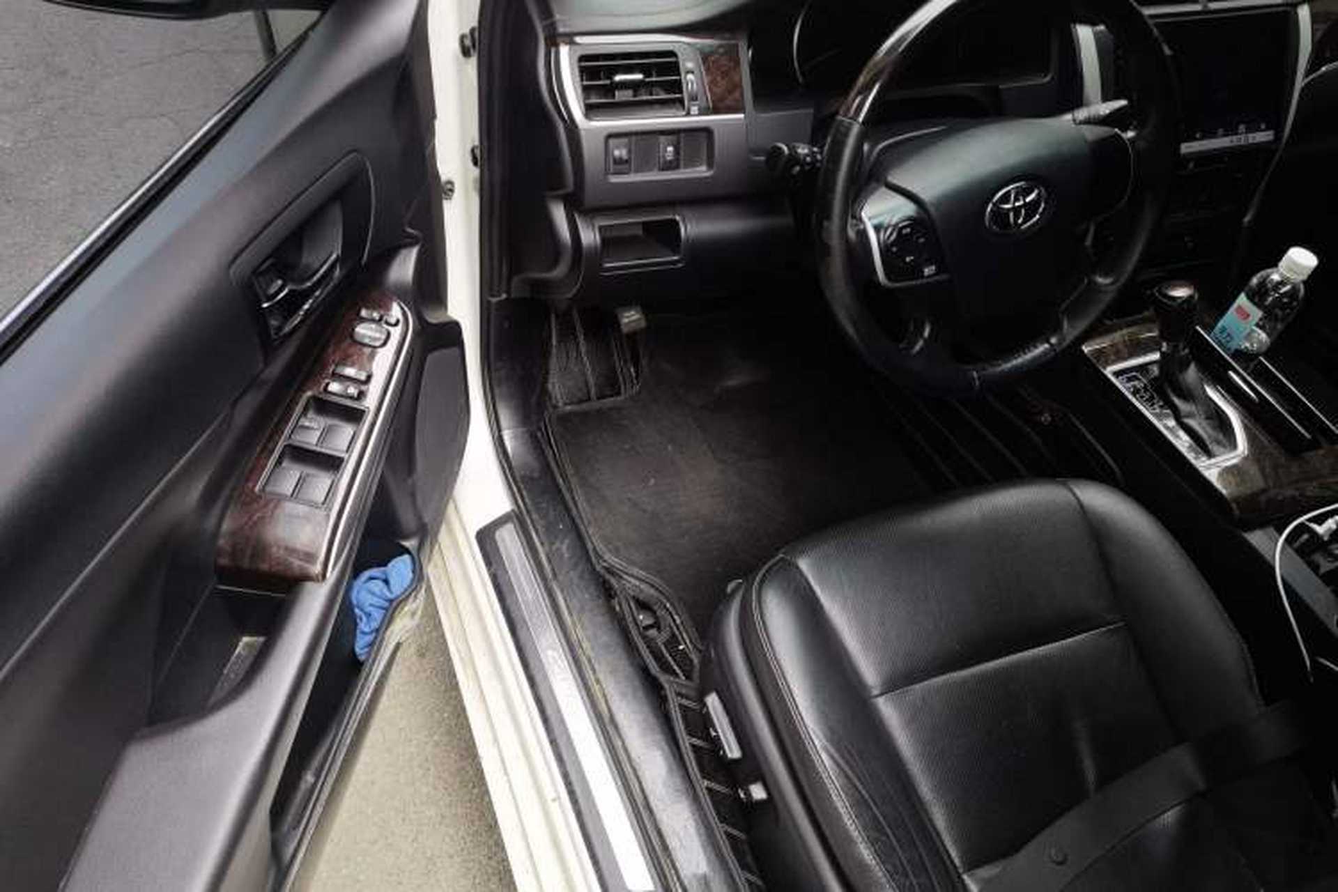 Used Toyota Camry 2016 2.0G 10th Anniversary Leading Edition Driver Seat