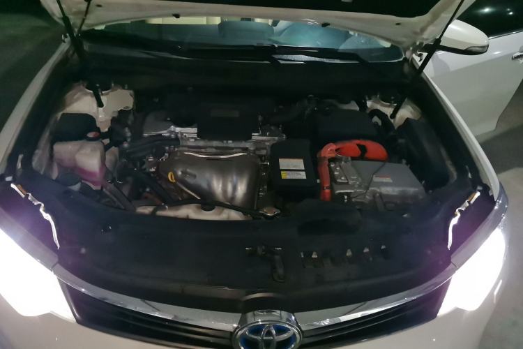 Used Toyota Camry 2016 Dual-Engine 2.5 HG 10th Anniversary Deluxe Navigation Edition Engine Bay
