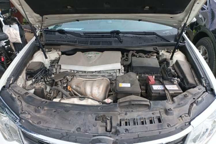 Used Toyota Camry 2016 2.0G 10th Anniversary Leading Edition Engine Bay