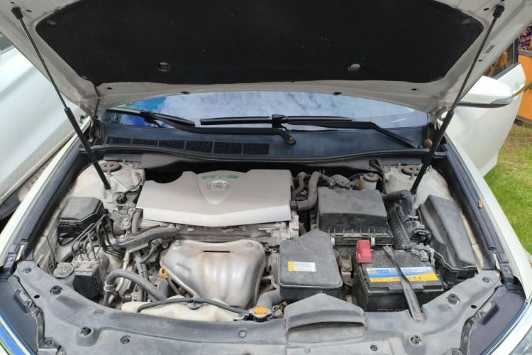 Used Toyota Camry 2016 2.0G 10th Anniversary Leading Edition Engine Bay