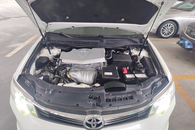Used Toyota Camry 2016 2.0G 10th Anniversary Leading Edition Engine Bay