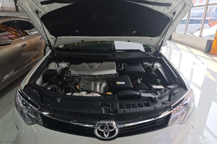 Used Toyota Camry 2016 2.0G 10th Anniversary Leading Edition Engine Bay