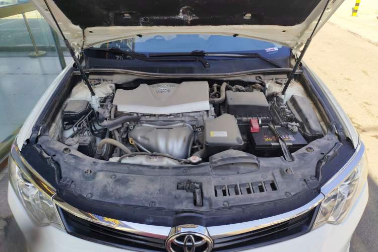 Used Toyota Camry 2016 2.0G 10th Anniversary Leading Edition Engine Bay