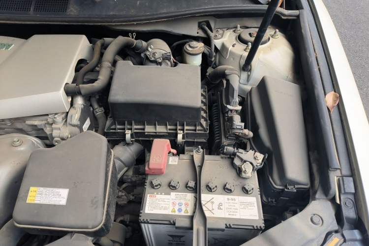 Used Toyota Camry 2016 2.0G 10th Anniversary Luxury Edition Engine Bay Left