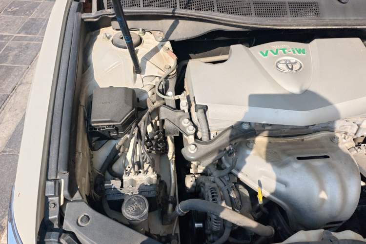 Used Toyota Camry 2016 2.0G 10th Anniversary Leading Edition Engine Bay Right