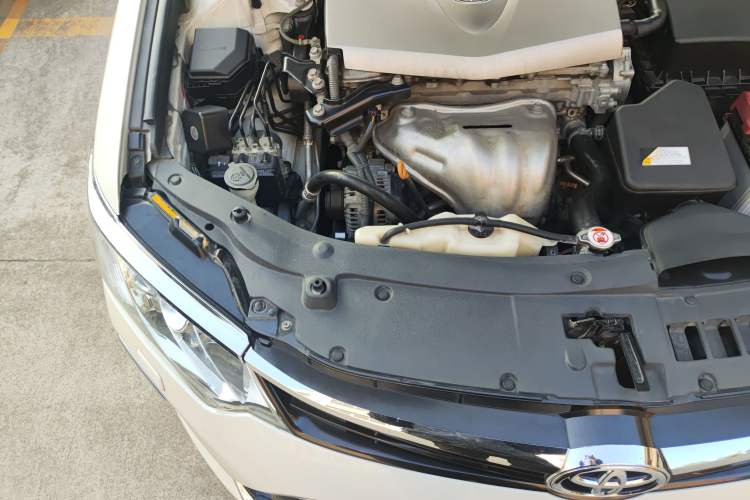 Used Toyota Camry 2016 2.0G 10th Anniversary Luxury Edition Engine Bay Right