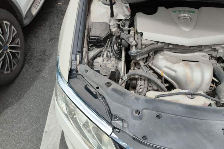 Used Toyota Camry 2016 2.0G 10th Anniversary Leading Edition Engine Bay Right