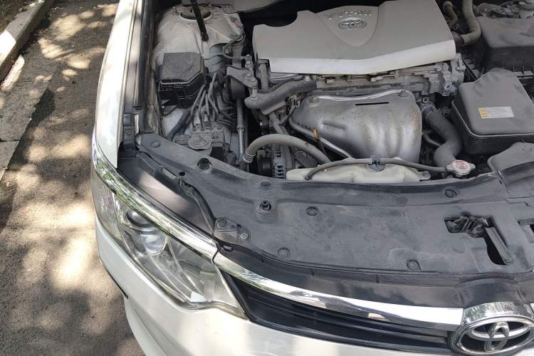 Used Toyota Camry 2016 2.0G 10th Anniversary Leading Edition Engine Bay Right