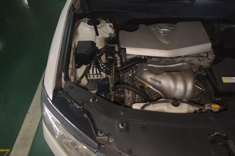 Used Toyota Camry 2016 2.0E 10th Anniversary Elite Edition Engine Bay Right
