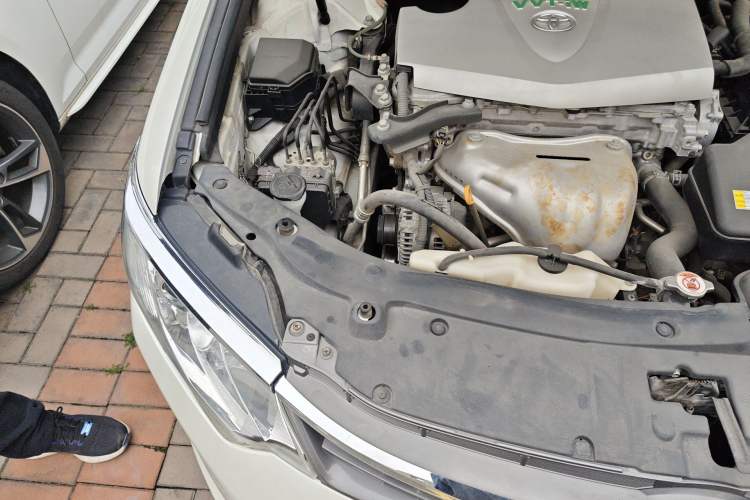 Used Toyota Camry 2016 2.0G 10th Anniversary Leading Edition Engine Bay Right