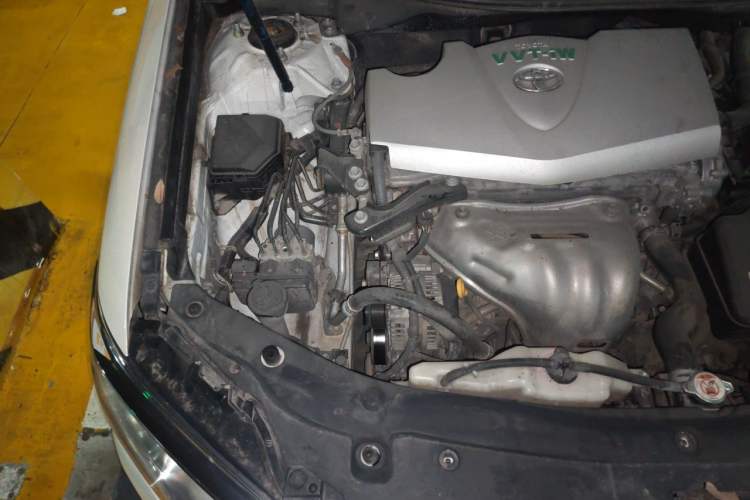 Used Toyota Camry 2016 2.0E 10th Anniversary Elite Edition Engine Bay Right