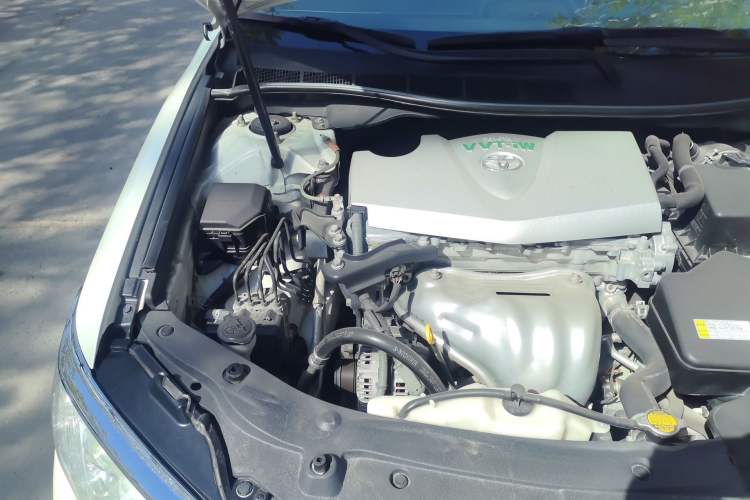 Used Toyota Camry 2016 2.0E 10th Anniversary Elite Edition Engine Bay Right