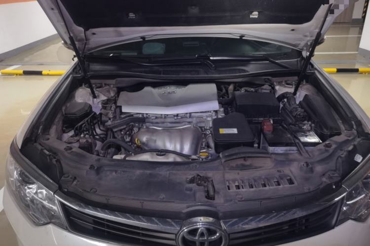 Used Toyota Camry 2016 2.0G 10th Anniversary Leading Edition Engine Bay