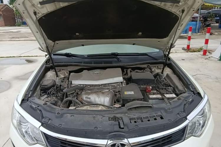 Used Toyota Camry 2016 2.0G 10th Anniversary Leading Edition Engine Bay