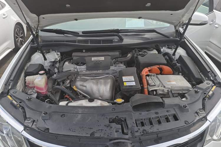 Used Toyota Camry 2016 Dual-Engine 2.5 HG 10th Anniversary Deluxe Navigation Edition Engine Bay