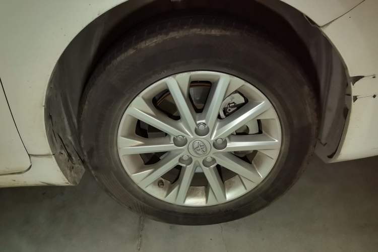 Used Toyota Camry 2016 2.0E 10th Anniversary Elite Edition Exterior 1