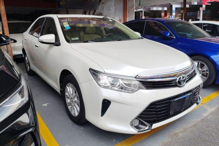 Used Toyota Camry 2016 2.0G 10th Anniversary Leading Edition Exterior 1