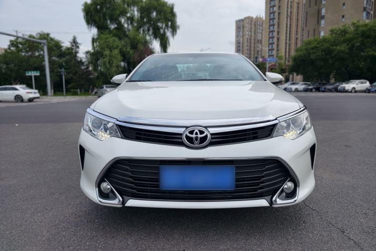 Used Toyota Camry 2016 2.0G 10th Anniversary Leading Edition Exterior 1