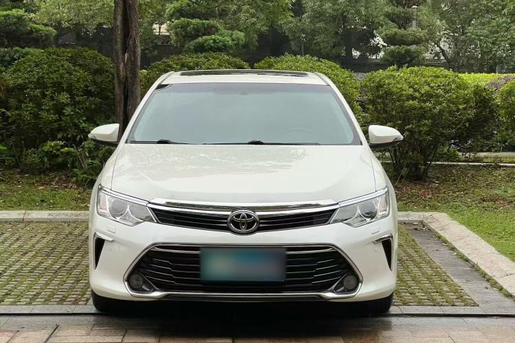 Used Toyota Camry 2016 2.0G 10th Anniversary Luxury Edition Exterior 1