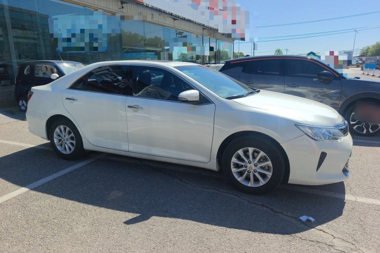 Used Toyota Camry 2016 2.0G 10th Anniversary Leading Edition Exterior 3
