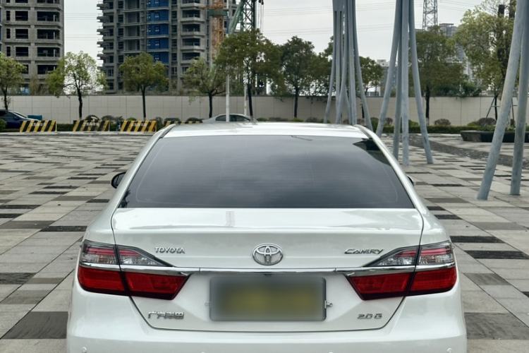 Used Toyota Camry 2016 2.0G 10th Anniversary Leading Edition Exterior 3