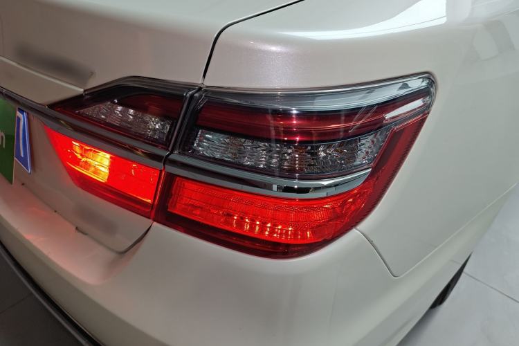 Used Toyota Camry 2016 2.0G 10th Anniversary Luxury Edition Exterior 3