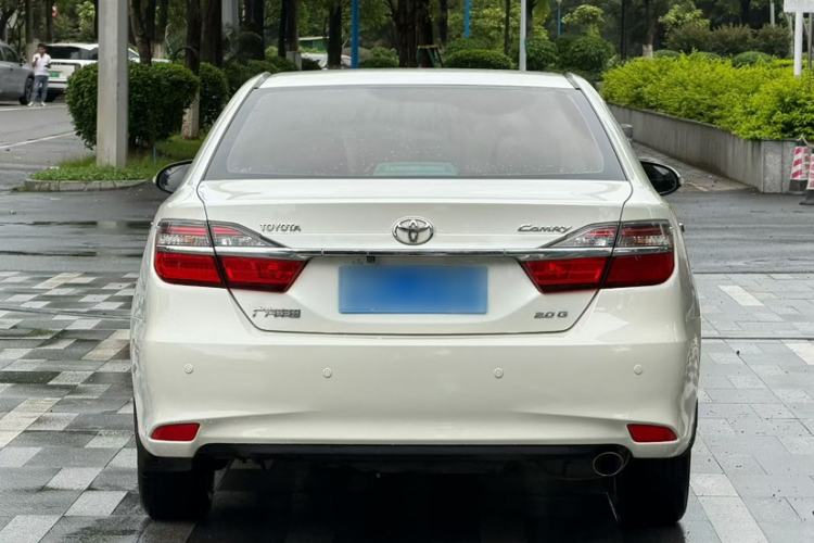 Used Toyota Camry 2016 2.0G 10th Anniversary Leading Edition Exterior 3