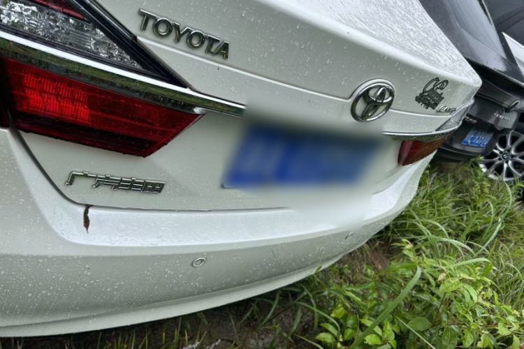 Used Toyota Camry 2016 2.0E 10th Anniversary Elite Edition Exterior 4